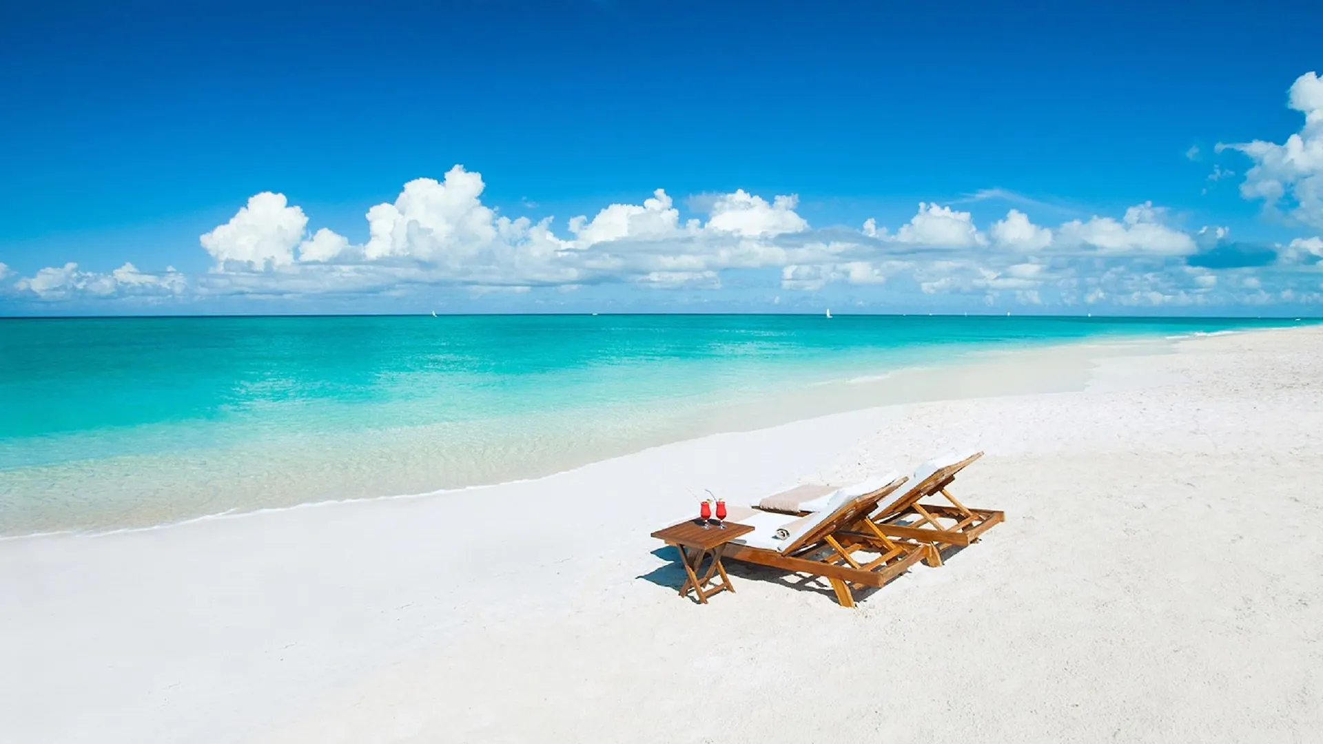 Beaches Turks & Caicos The Bight Settlements
